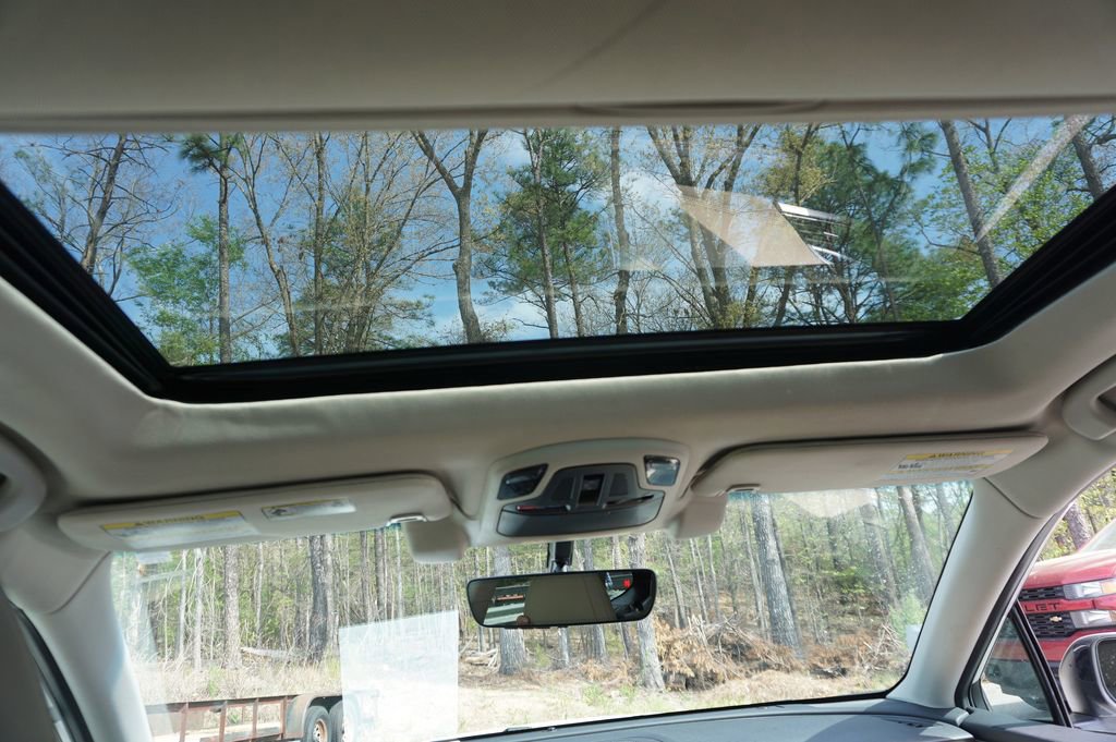 Used 2022 Subaru Outback Limited image 15