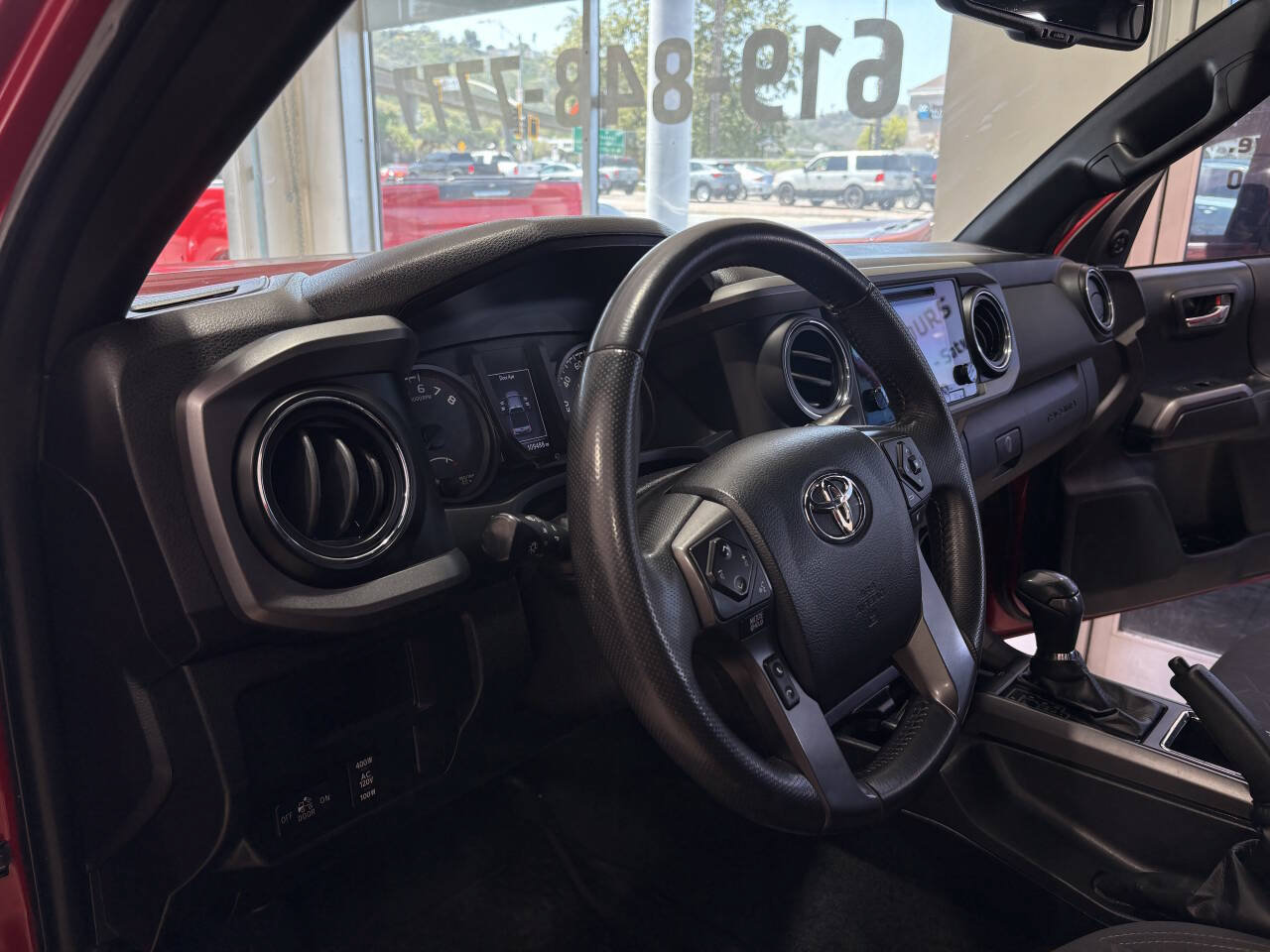 Used 2016 Toyota Tacoma TRD Off-Road w/ Towing Package RWD image 16