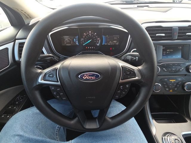 Used 2018 Ford Fusion S image 37