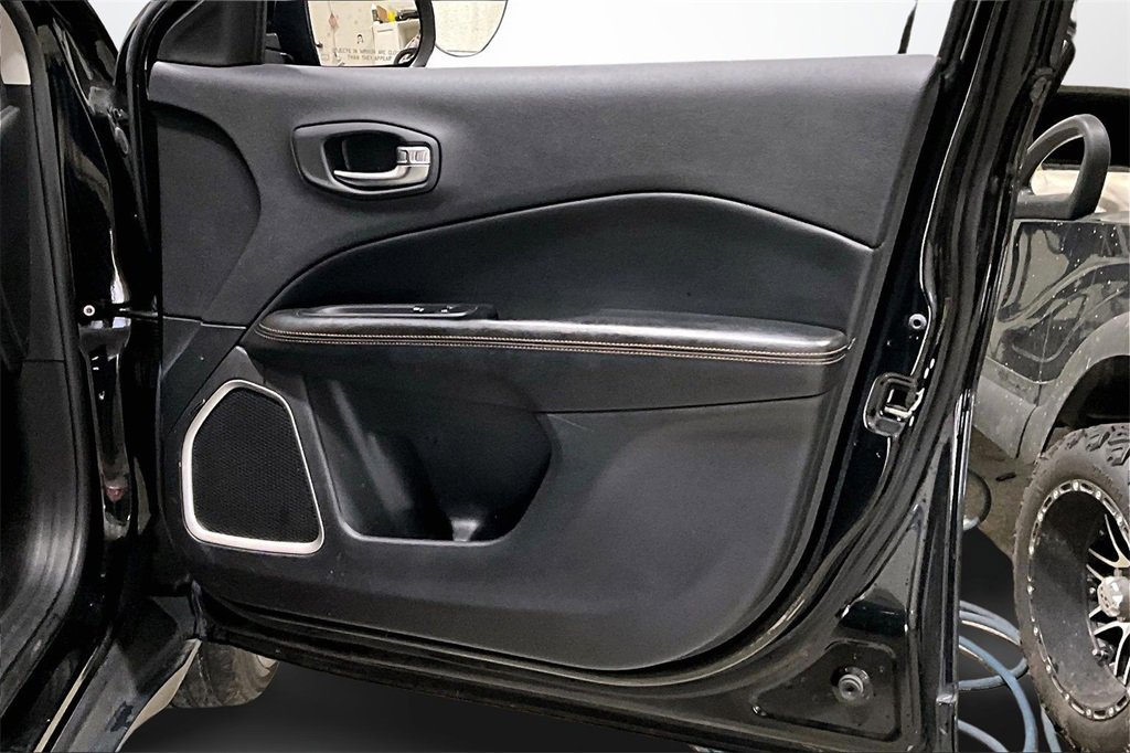 Used 2021 Jeep Compass Limited image 26
