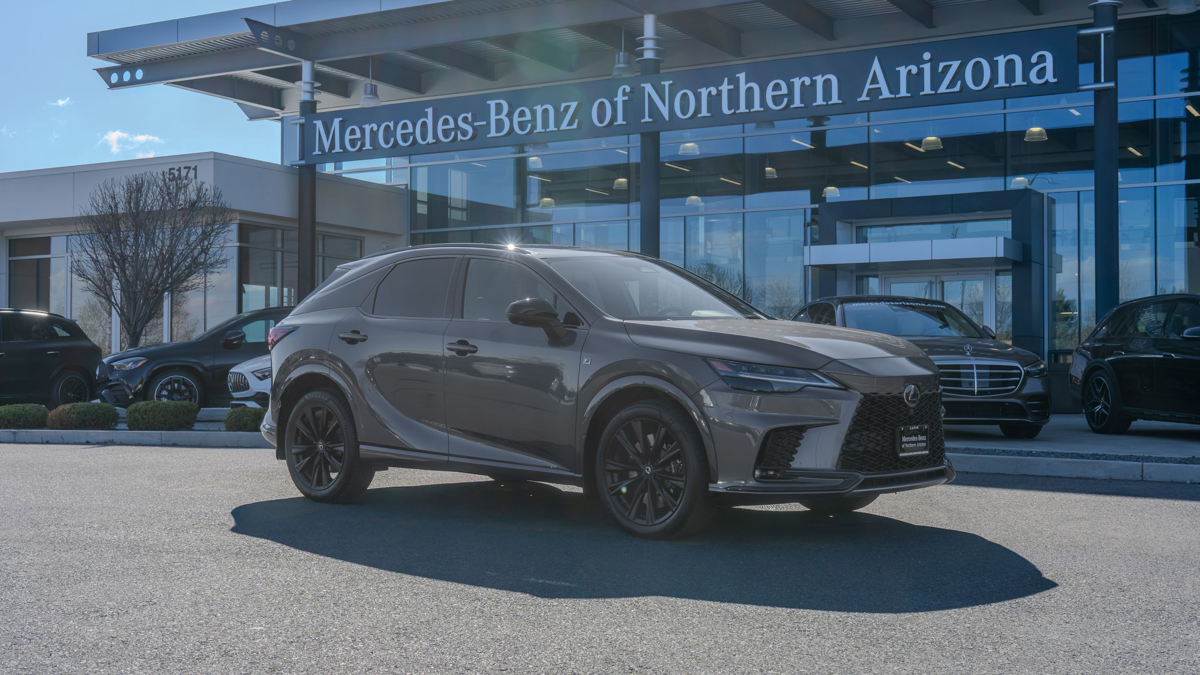 Used 2024 Lexus RX 500h F Sport w/ Convenience Package image 1