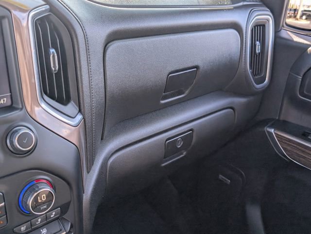 Used 2019 Chevrolet Silverado 1500 High Country w/ Technology Package image 27