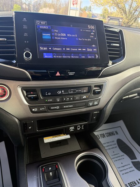 Used 2023 Honda Ridgeline RTL-E image 19