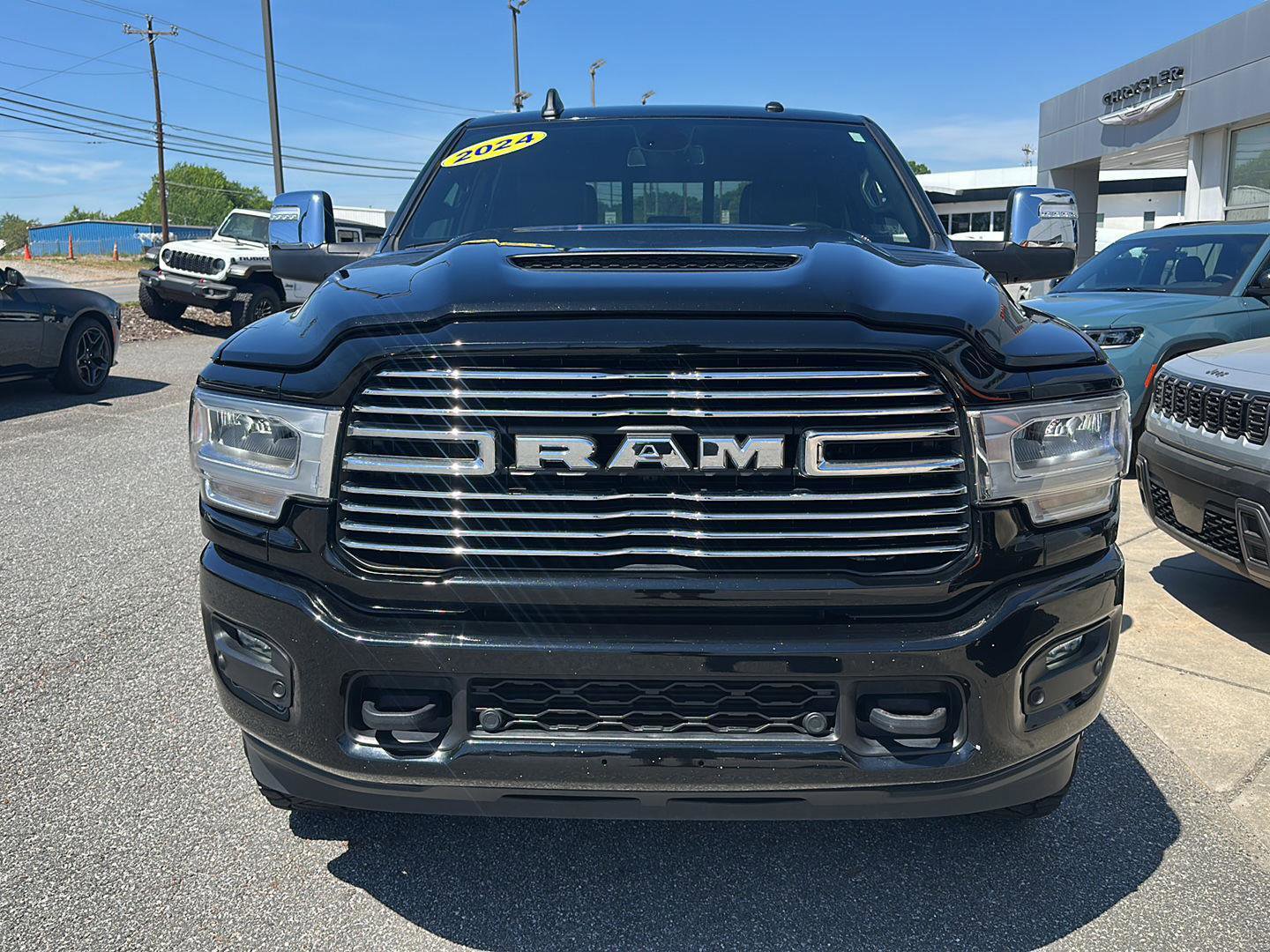 Used 2024 RAM 2500 Laramie w/ Sport Appearance Package image 2