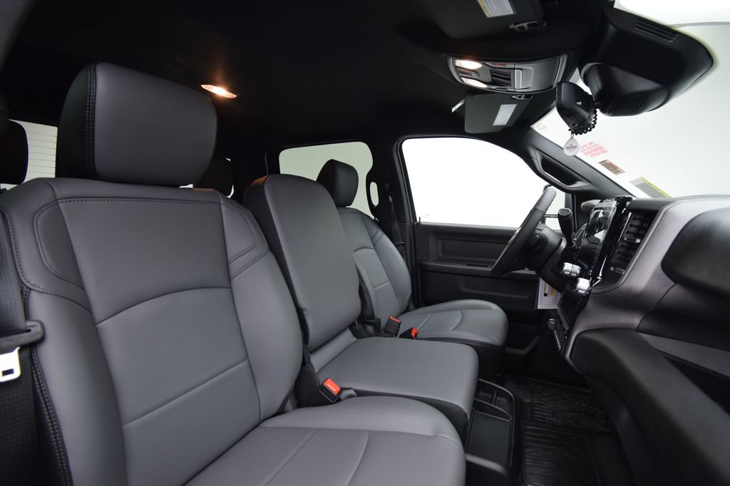 New 2026 RAM 5500 Tradesman AWD/4WD image 19