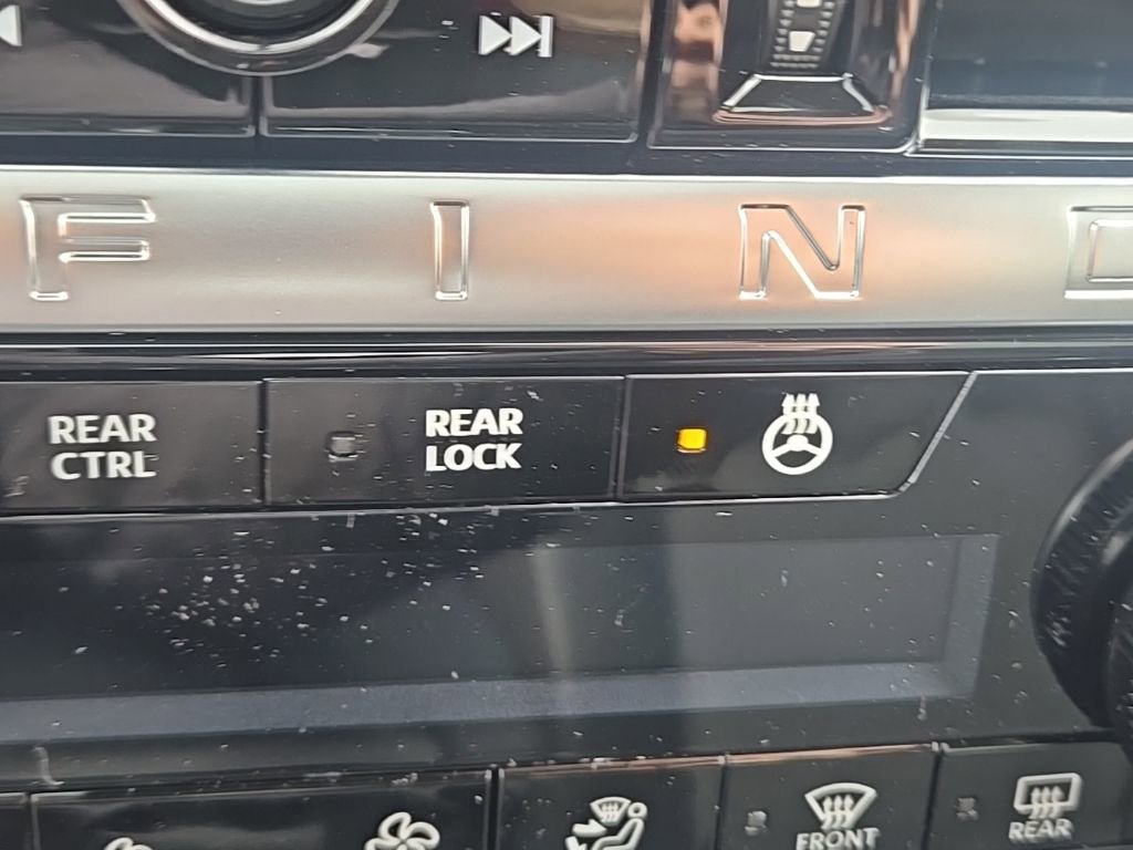 New 2026 Nissan Pathfinder SL image 23