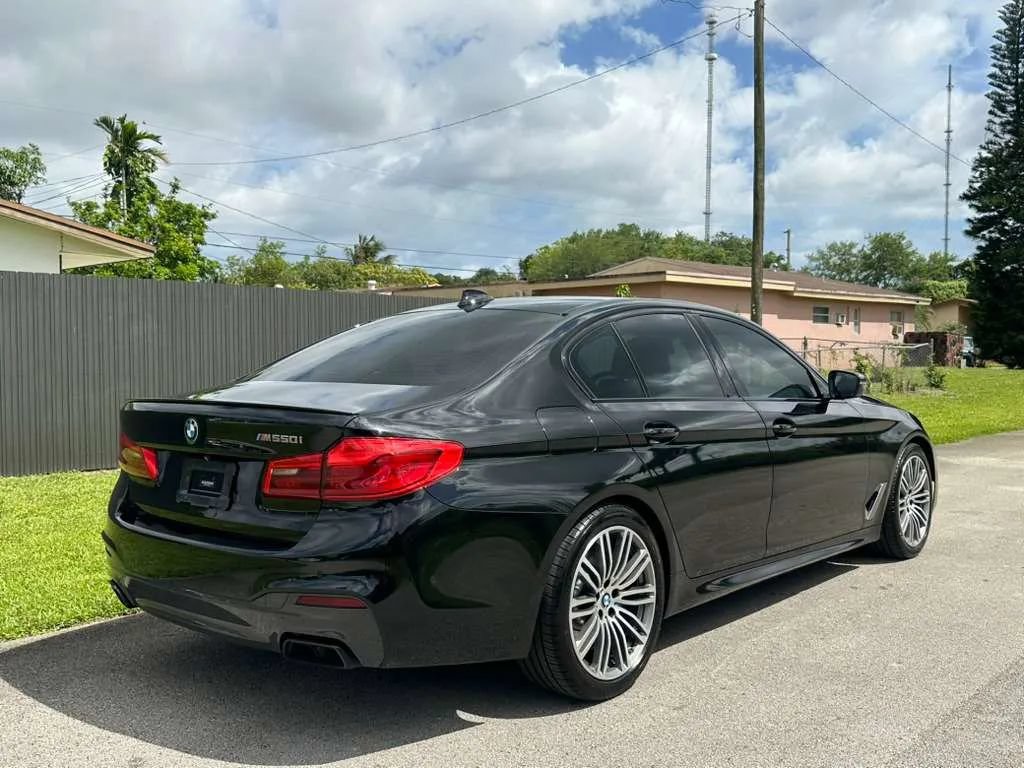 Used 2020 BMW M550i xDrive AWD/4WD image 4