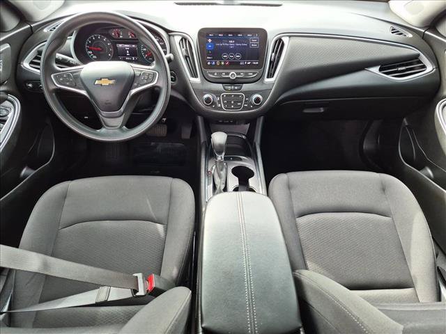 Used 2022 Chevrolet Malibu LT FWD image 17