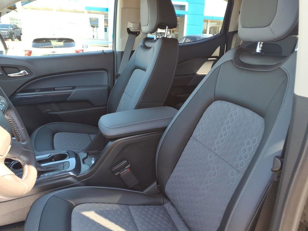 Used 2022 Chevrolet Colorado Z71 image 7
