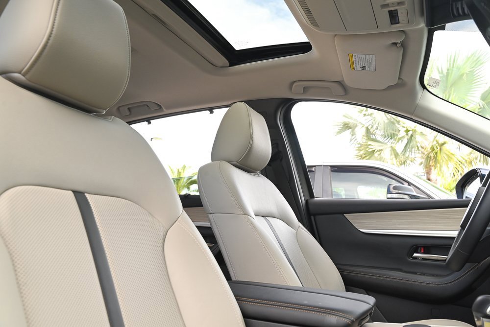 Certified 2025 MAZDA CX-90 3.3 Turbo w/ Preferred Package image 19