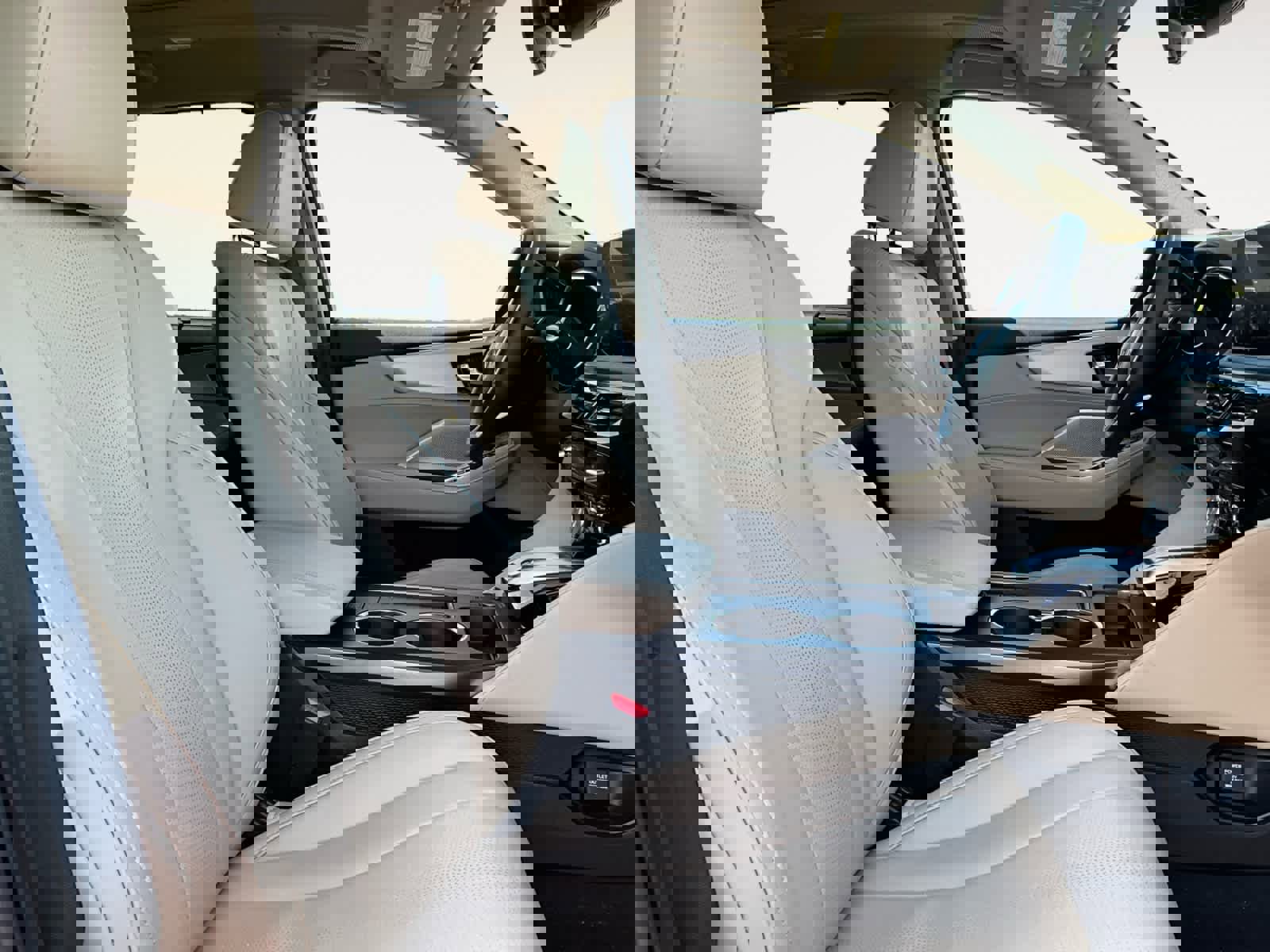 Used 2025 Acura MDX SH-AWD w/ Technology Package image 14