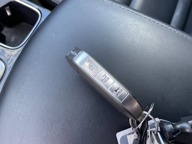 Used 2025 Kia Telluride S image 46