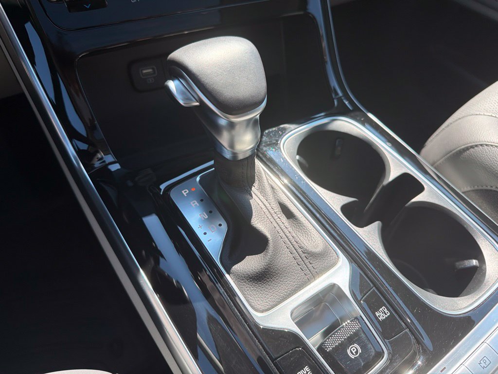 Used 2024 Kia Carnival SX Prestige FWD image 13
