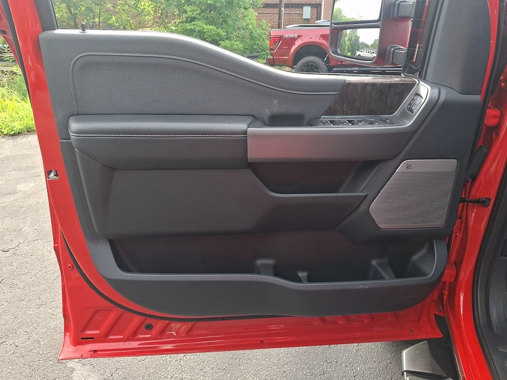 Used 2024 Ford F450 Lariat AWD/4WD image 12