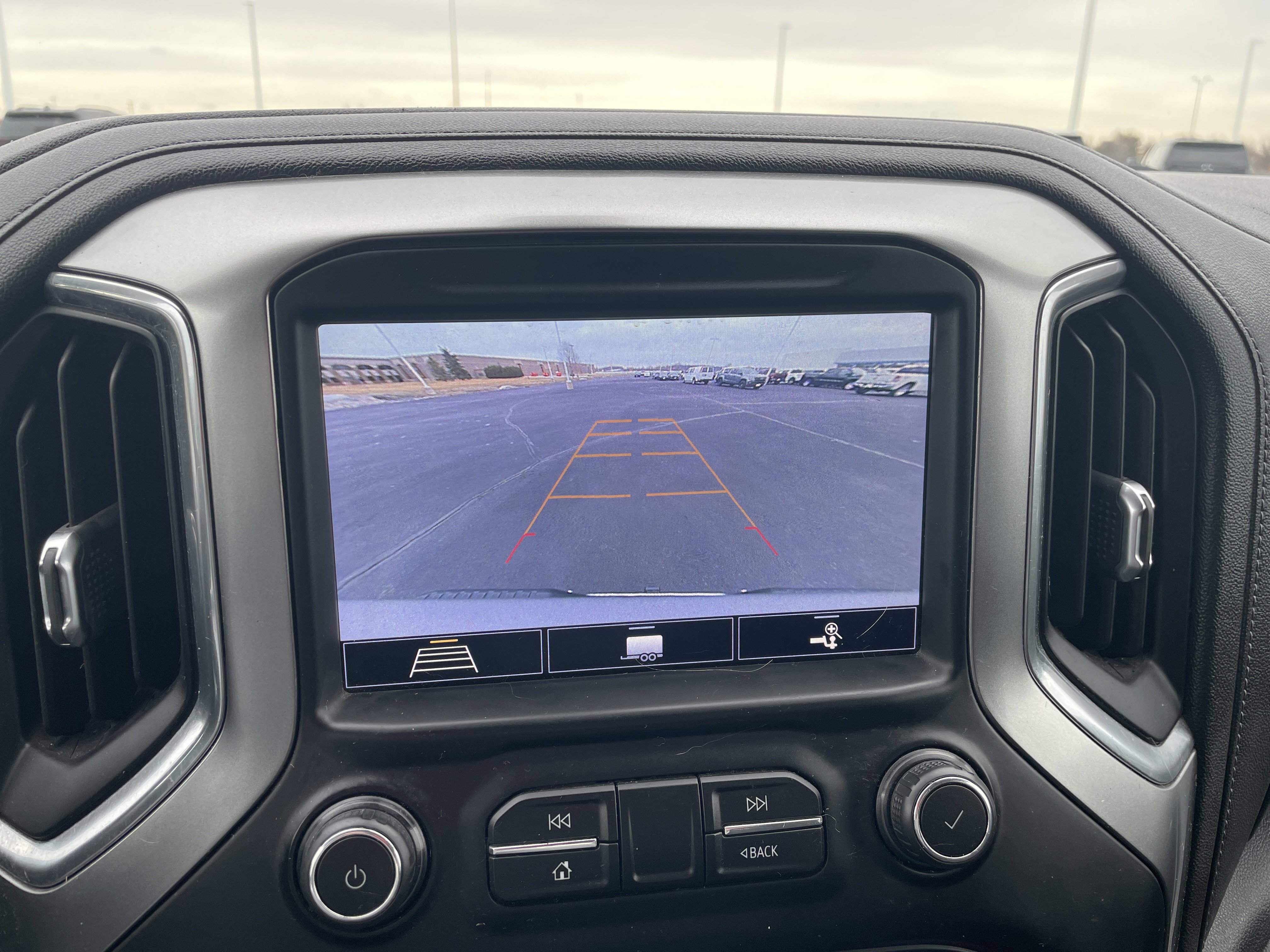 Used 2020 Chevrolet Silverado 1500 LT w/ All-Star Edition image 13