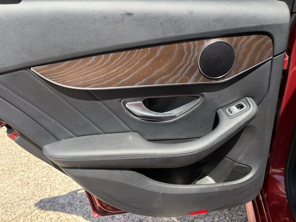 Used 2018 Mercedes-Benz C 300 C 300 w/ Multimedia Package image 20
