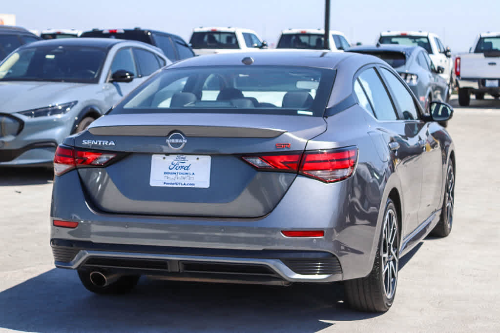 Used 2025 Nissan Sentra SR FWD image 4