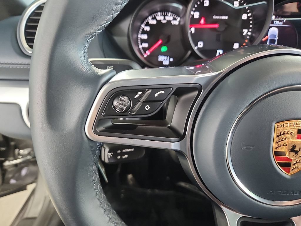 Certified 2025 Porsche 718 Boxster RWD image 17