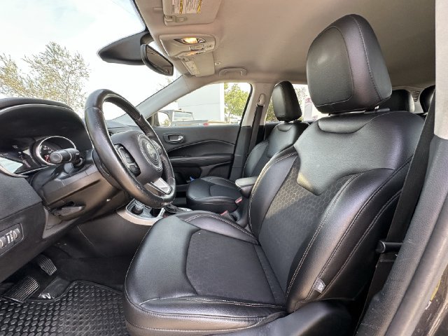 Used 2019 Jeep Compass Latitude w/ Popular Equipment Group AWD/4WD image 26