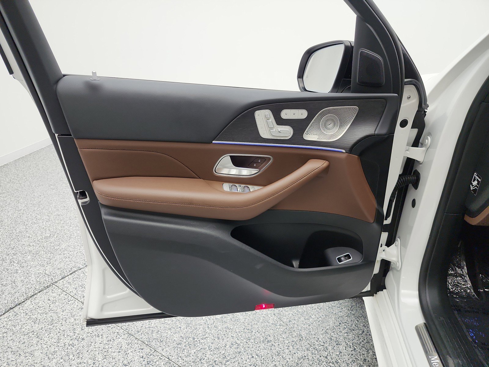 Certified 2024 Mercedes-Benz GLE 450 4MATIC image 15