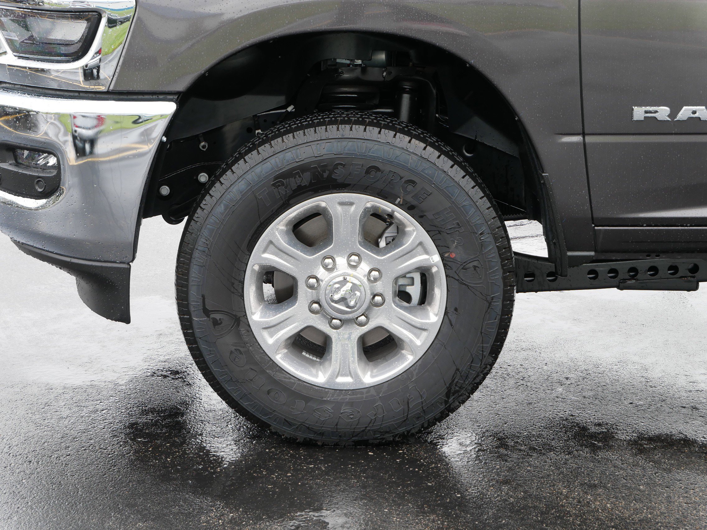 New 2025 RAM 2500 Big Horn image 4