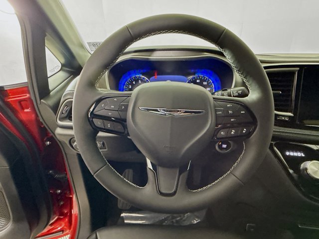 New 2026 Chrysler Pacifica Select w/ S Appearance Package FWD image 11
