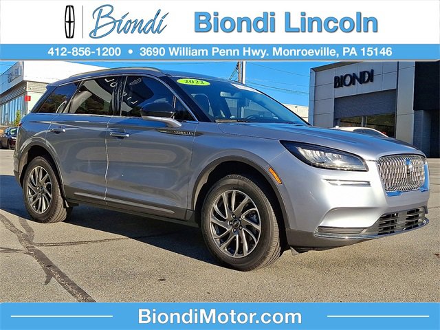 Used 2022 Lincoln Corsair Standard w/ Equipment Group 101A image 1