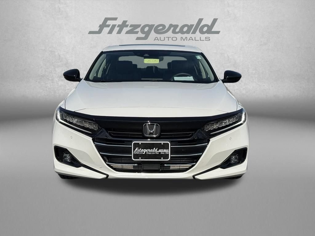 Used 2022 Honda Accord Touring image 3