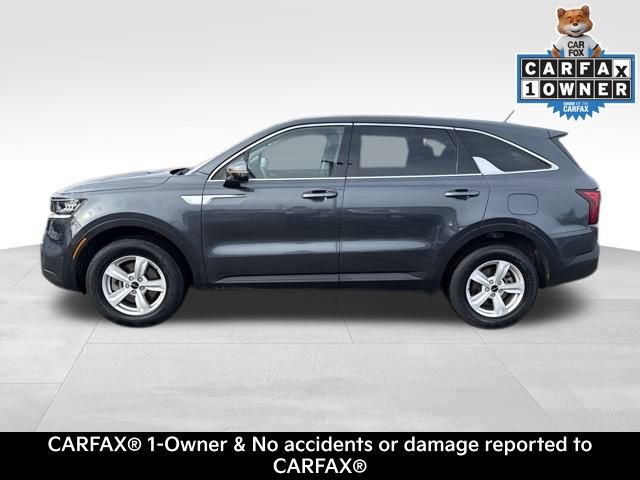 Used 2023 Kia Sorento LX image 4