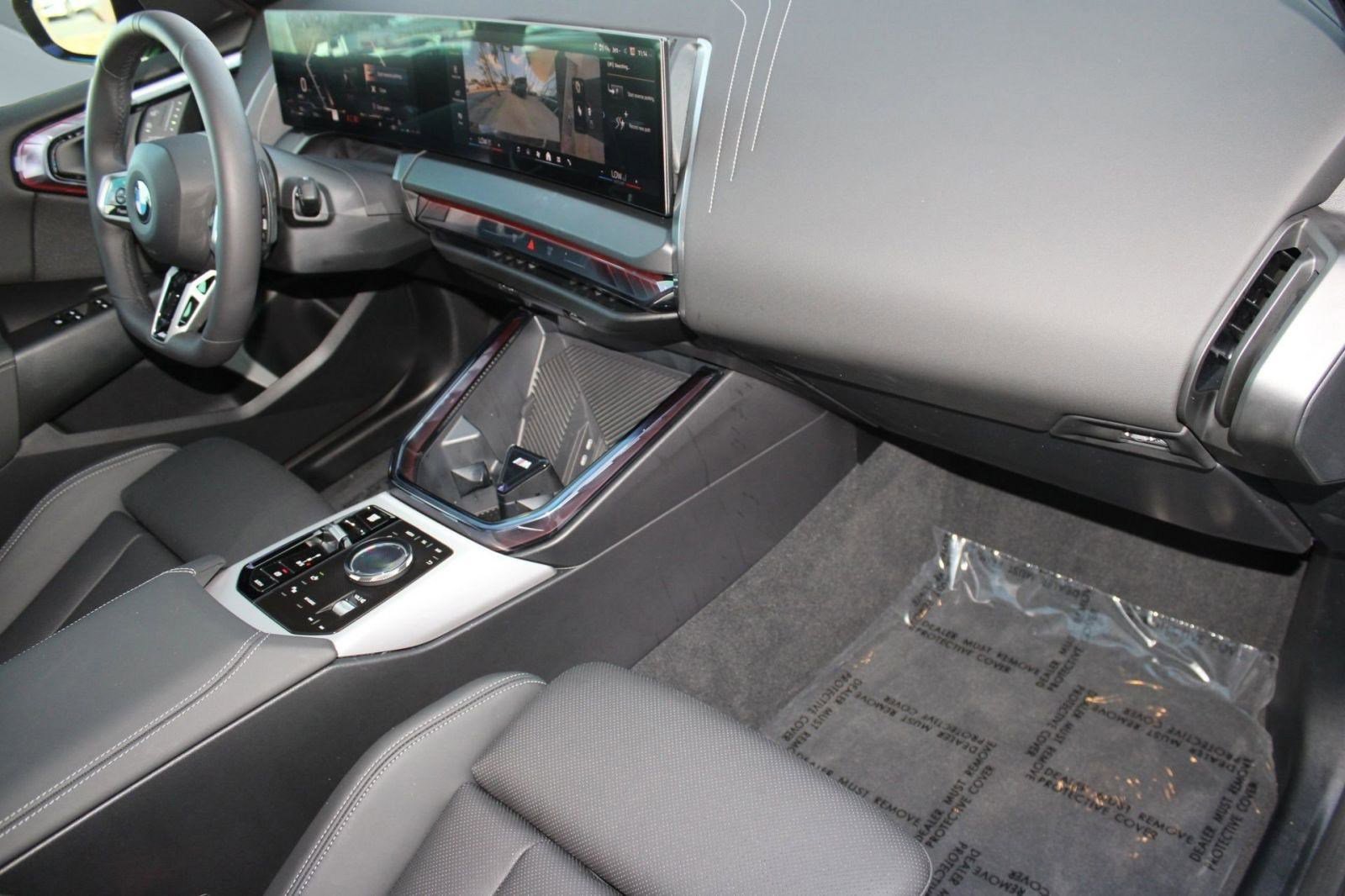 Certified 2025 BMW X3 xDrive30i w/ Premium Package image 34