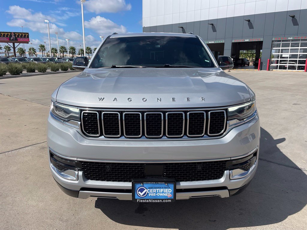 Used 2024 Jeep Wagoneer Series II w/ Flexible Seating Group RWD image 2