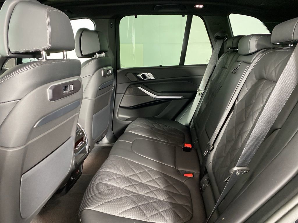 New 2026 BMW X5 M60i image 18