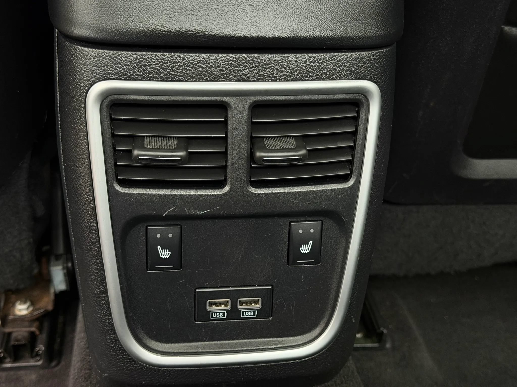 Used 2021 Dodge Charger SXT w/ Leather Interior Group RWD image 19