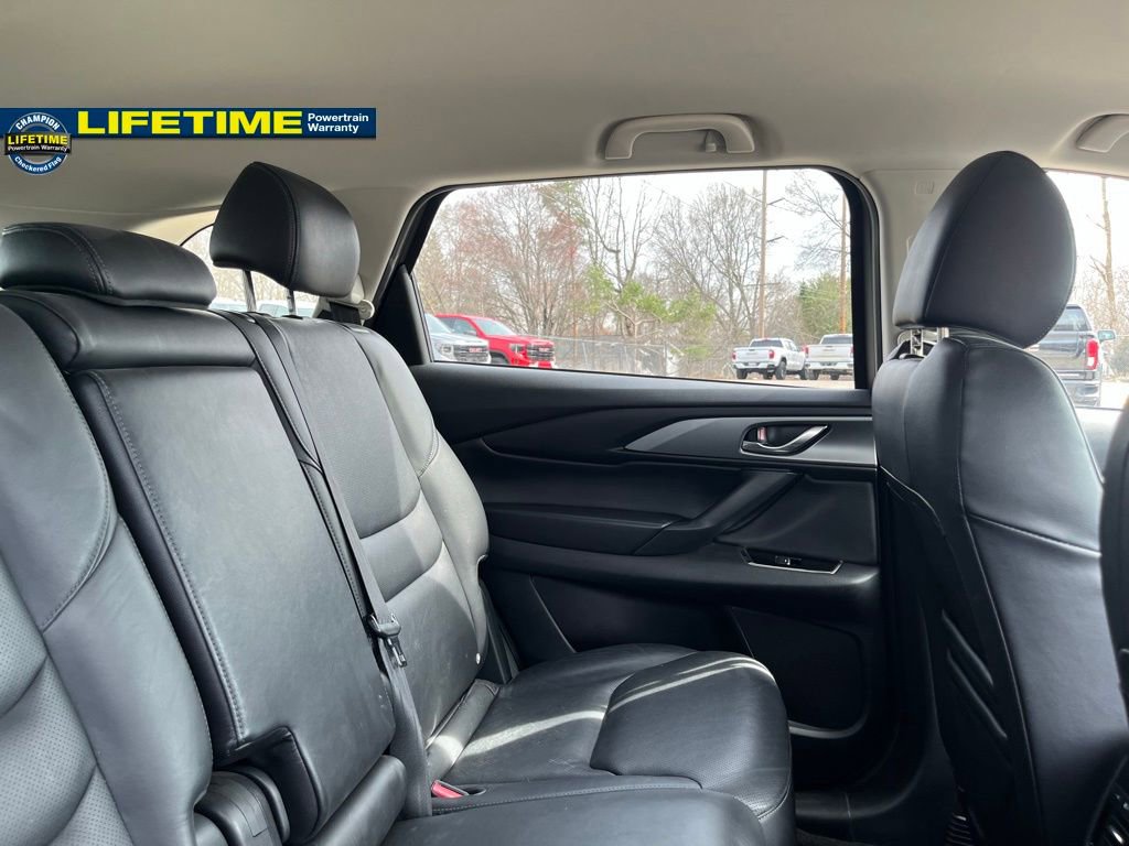 Used 2018 MAZDA CX-9 Touring image 39