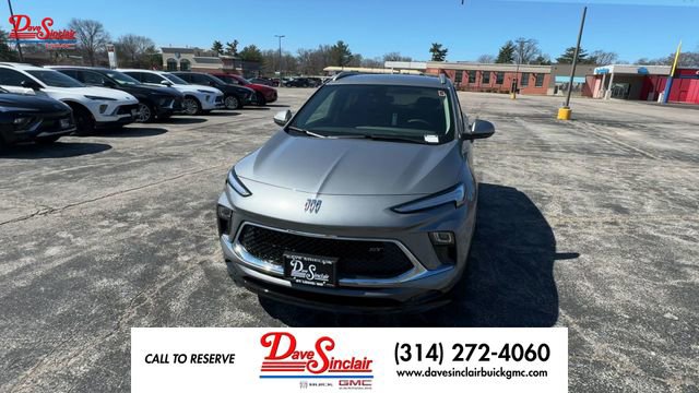 New 2026 Buick Encore GX Sport Touring w/ Comfort Package FWD image 3