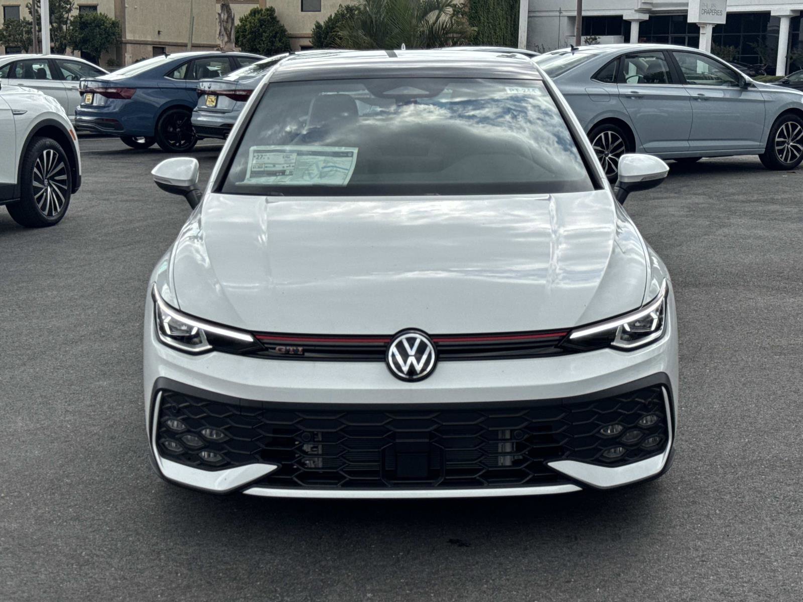 New 2026 Volkswagen GTI SE image 2