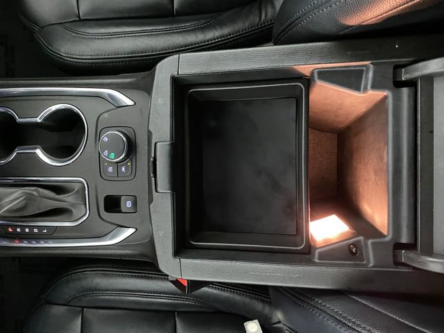Used 2023 Chevrolet Traverse LT AWD/4WD image 27