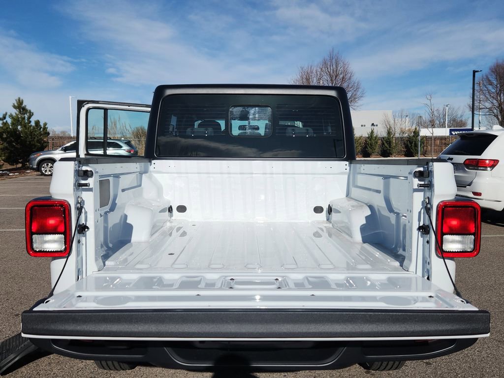 New 2026 Jeep Gladiator Sport image 30