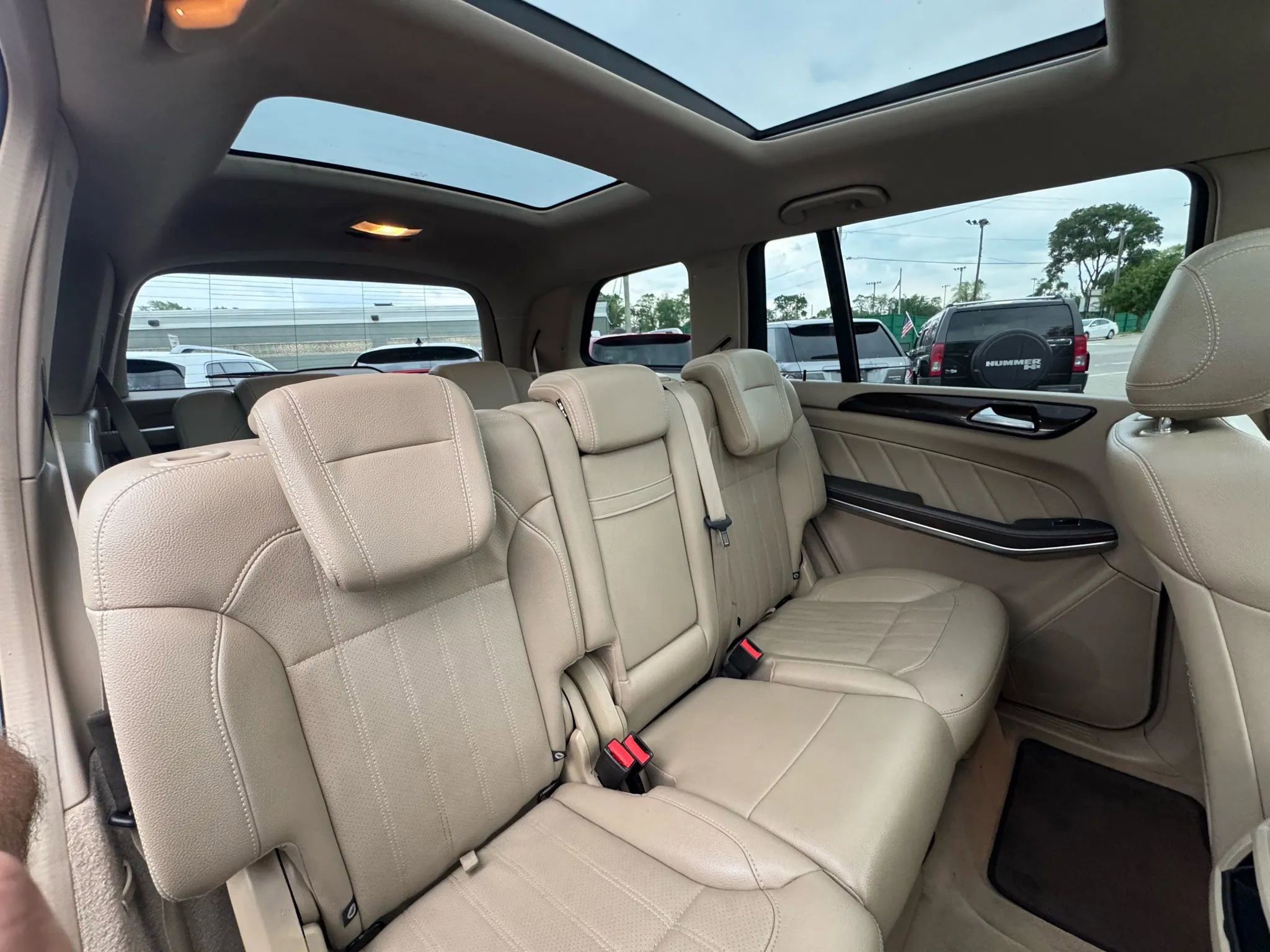 Used 2014 Mercedes-Benz GL 450 4MATIC image 29