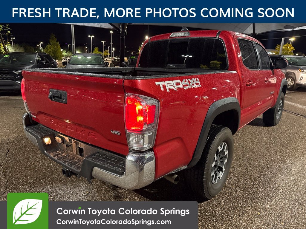 Used 2022 Toyota Tacoma TRD Off-Road AWD/4WD image 8