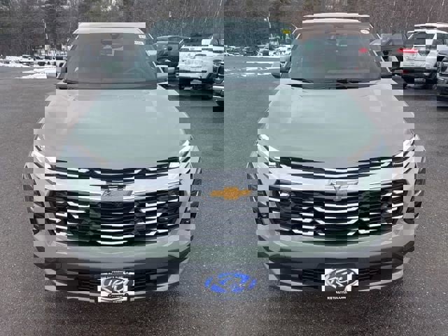 New 2026 Chevrolet Equinox LT w/ Safety and Technology Package image 2