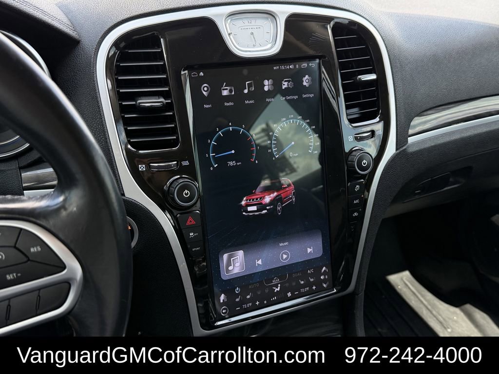 Used 2019 Chrysler 300 Touring w/ Sport Appearance Package RWD image 18