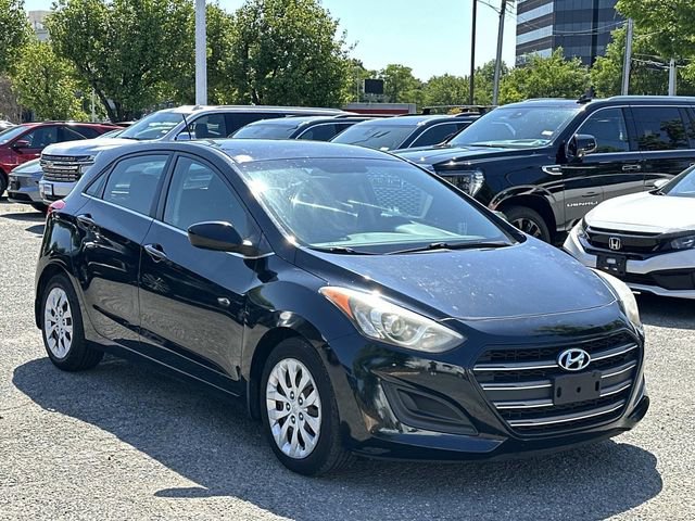 Used 2016 Hyundai Elantra GT FWD image 1