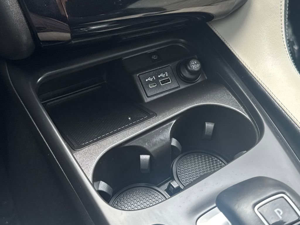 Used 2025 INFINITI QX55 Luxe w/ Cargo Package image 26