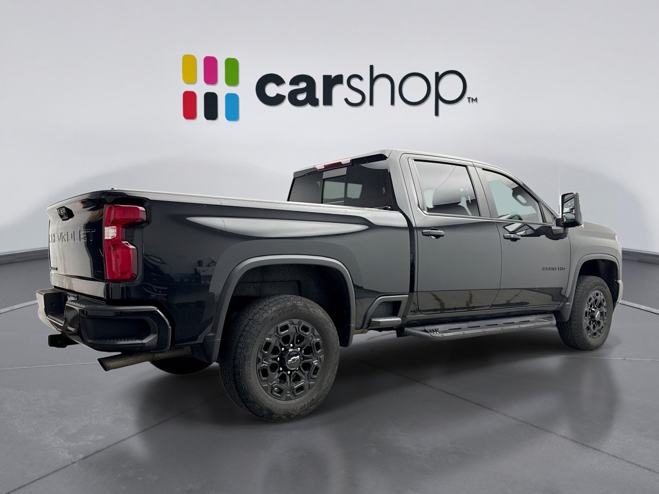 Used 2022 Chevrolet Silverado 2500 LTZ w/ LTZ Plus Package AWD/4WD image 5