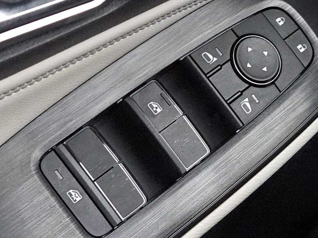 New 2026 Nissan Sentra SL w/ Floor Mat Package FWD image 22