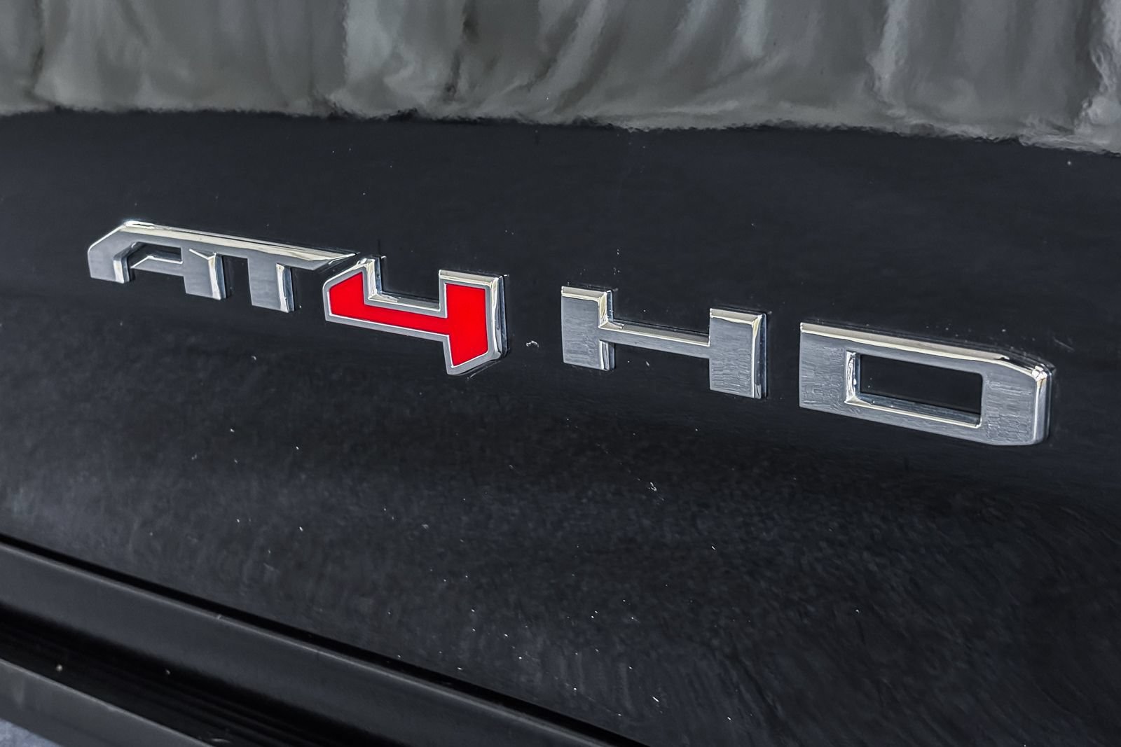 Used 2024 GMC Sierra 2500 AT4 w/ AT4 Premium Plus Package AWD/4WD image 25