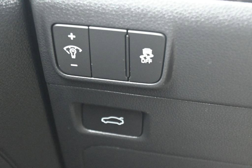 New 2026 Kia K5 LXS FWD image 23