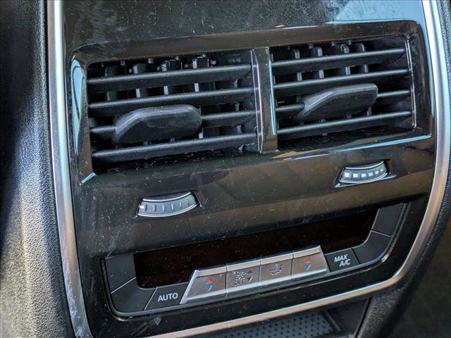 Used 2024 BMW X5 xDrive40i w/ Premium Package image 18