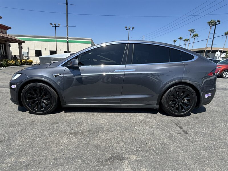 Used 2018 Tesla Model X P100D AWD/4WD image 2